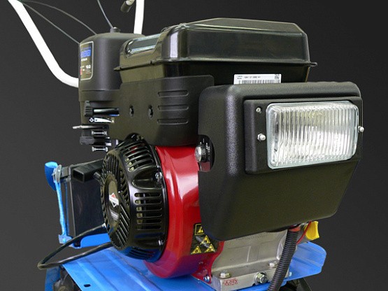 Мотоблок Нева 8,0 л.с. B&S (МБ-23Б-8.0 ФС Intek) 4 фрезы  